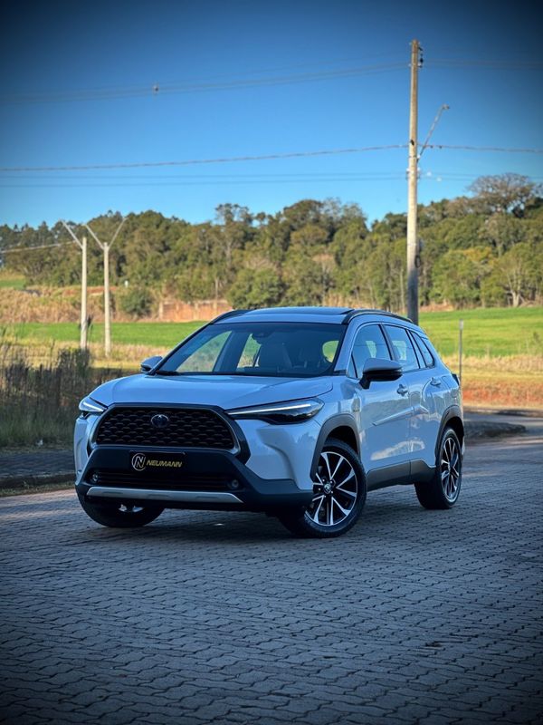 Toyota COROLLA CROSS XRX HÍBRIDO 2023 NEUMANN VEÍCULOS ARROIO DO MEIO / Carros no Vale Toyota COROLLA CROSS XRX HÍBRIDO 2023 NEUMANN VEÍCULOS ARROIO DO MEIO / Carros no Vale