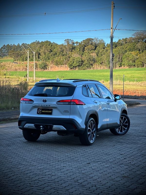 Toyota COROLLA CROSS XRX HÍBRIDO 2023 NEUMANN VEÍCULOS ARROIO DO MEIO / Carros no Vale Toyota COROLLA CROSS XRX HÍBRIDO 2023 NEUMANN VEÍCULOS ARROIO DO MEIO / Carros no Vale
