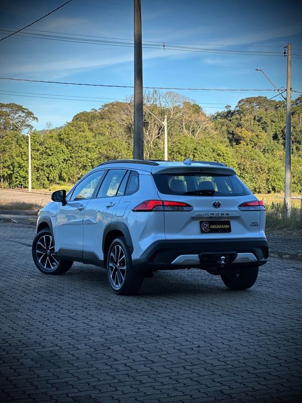 Toyota COROLLA CROSS XRX HÍBRIDO 2023 NEUMANN VEÍCULOS ARROIO DO MEIO / Carros no Vale Toyota COROLLA CROSS XRX HÍBRIDO 2023 NEUMANN VEÍCULOS ARROIO DO MEIO / Carros no Vale