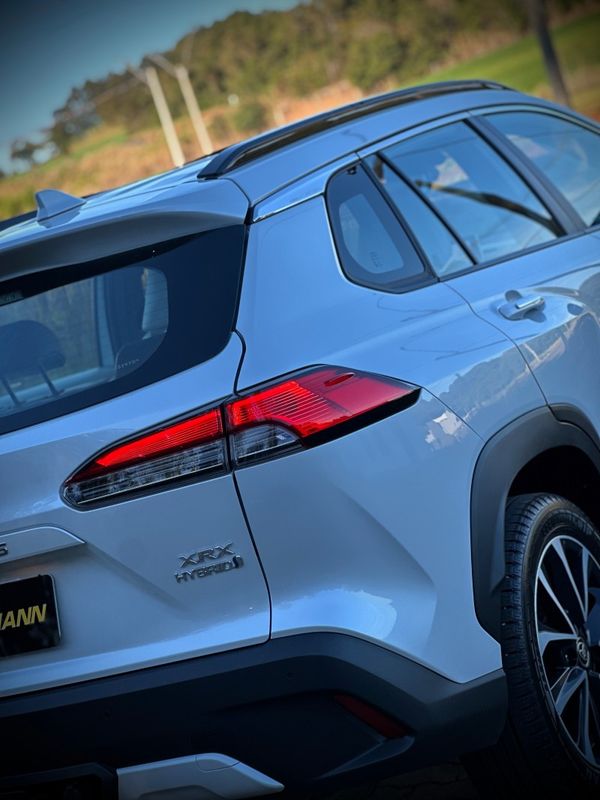 Toyota COROLLA CROSS XRX HÍBRIDO 2023 NEUMANN VEÍCULOS ARROIO DO MEIO / Carros no Vale Toyota COROLLA CROSS XRX HÍBRIDO 2023 NEUMANN VEÍCULOS ARROIO DO MEIO / Carros no Vale