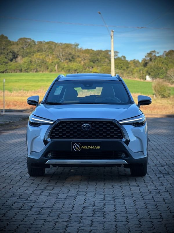 Toyota COROLLA CROSS XRX HÍBRIDO 2023 NEUMANN VEÍCULOS ARROIO DO MEIO / Carros no Vale Toyota COROLLA CROSS XRX HÍBRIDO 2023 NEUMANN VEÍCULOS ARROIO DO MEIO / Carros no Vale