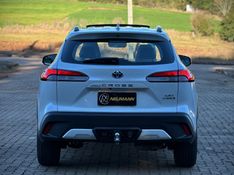 Toyota COROLLA CROSS XRX HÍBRIDO 2023 NEUMANN VEÍCULOS ARROIO DO MEIO / Carros no Vale