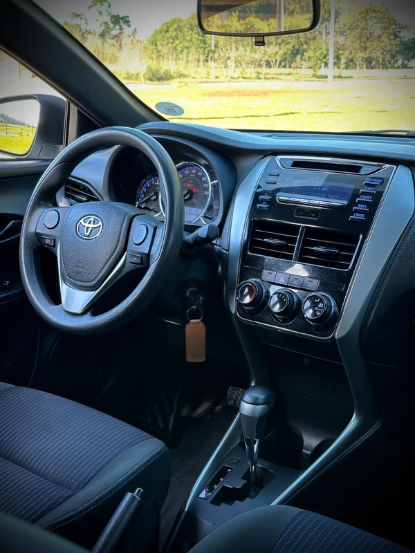 Toyota YARIS XL 1.3 2020 NEUMANN VEÍCULOS ARROIO DO MEIO / Carros no Vale Toyota YARIS XL 1.3 2020 NEUMANN VEÍCULOS ARROIO DO MEIO / Carros no Vale
