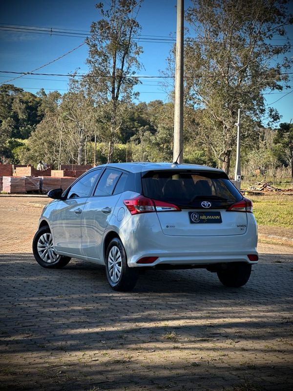 Toyota YARIS XL 1.3 2020 NEUMANN VEÍCULOS ARROIO DO MEIO / Carros no Vale Toyota YARIS XL 1.3 2020 NEUMANN VEÍCULOS ARROIO DO MEIO / Carros no Vale