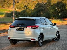 Toyota YARIS XLS CONNECT 1.5 2020 NEUMANN VEÍCULOS ARROIO DO MEIO / Carros no Vale