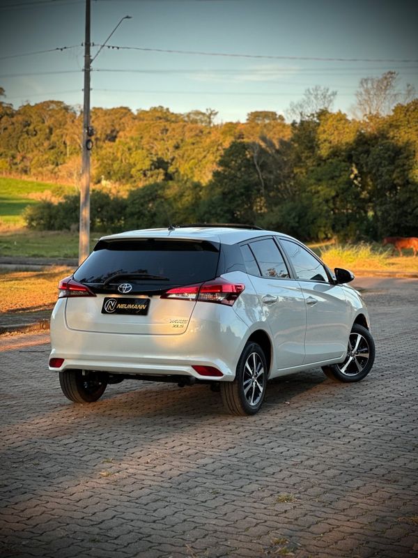 Toyota YARIS XLS CONNECT 1.5 2020 NEUMANN VEÍCULOS ARROIO DO MEIO / Carros no Vale Toyota YARIS XLS CONNECT 1.5 2020 NEUMANN VEÍCULOS ARROIO DO MEIO / Carros no Vale