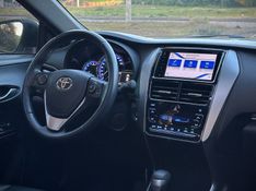 Toyota YARIS XLS CONNECT 1.5 2020 NEUMANN VEÍCULOS ARROIO DO MEIO / Carros no Vale