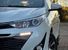 Toyota YARIS XLS CONNECT 1.5 2020 NEUMANN VEÍCULOS ARROIO DO MEIO / Carros no Vale