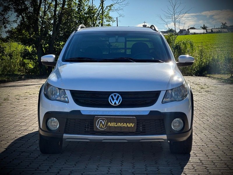 Volkswagen SAVEIRO CROSS 1.6 2013 NEUMANN VEÍCULOS ARROIO DO MEIO / Carros no Vale Volkswagen SAVEIRO CROSS 1.6 2013 NEUMANN VEÍCULOS ARROIO DO MEIO / Carros no Vale
