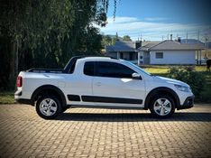 Volkswagen SAVEIRO CROSS 1.6 2013 NEUMANN VEÍCULOS ARROIO DO MEIO / Carros no Vale