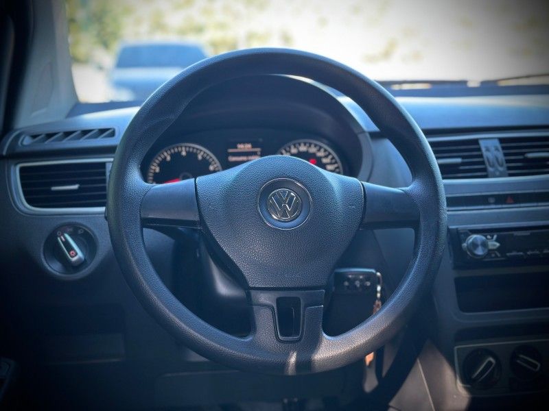 Volkswagen SPACEFOX TREND 1.6 2014 NEUMANN VEÍCULOS ARROIO DO MEIO / Carros no Vale