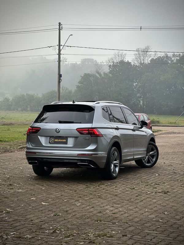 Volkswagen TIGUAN ALLSPACE R-LINE 350 2.0 TSI 2020 NEUMANN VEÍCULOS ARROIO DO MEIO / Carros no Vale Volkswagen TIGUAN ALLSPACE R-LINE 350 2.0 TSI 2020 NEUMANN VEÍCULOS ARROIO DO MEIO / Carros no Vale