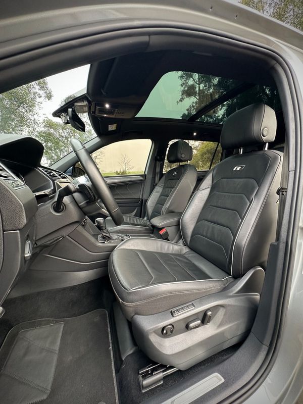 Volkswagen TIGUAN ALLSPACE R-LINE 350 2.0 TSI 2020 NEUMANN VEÍCULOS ARROIO DO MEIO / Carros no Vale Volkswagen TIGUAN ALLSPACE R-LINE 350 2.0 TSI 2020 NEUMANN VEÍCULOS ARROIO DO MEIO / Carros no Vale
