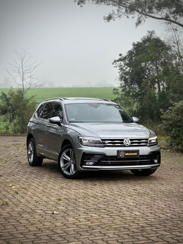Volkswagen TIGUAN ALLSPACE R-LINE 350 2.0 TSI 2020 NEUMANN VEÍCULOS ARROIO DO MEIO / Carros no Vale Volkswagen TIGUAN ALLSPACE R-LINE 350 2.0 TSI 2020 NEUMANN VEÍCULOS ARROIO DO MEIO / Carros no Vale