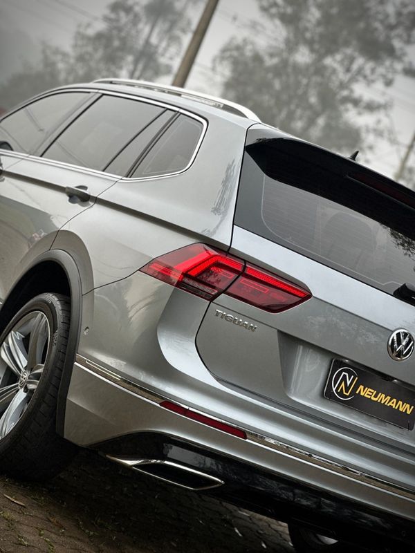 Volkswagen TIGUAN ALLSPACE R-LINE 350 2.0 TSI 2020 NEUMANN VEÍCULOS ARROIO DO MEIO / Carros no Vale Volkswagen TIGUAN ALLSPACE R-LINE 350 2.0 TSI 2020 NEUMANN VEÍCULOS ARROIO DO MEIO / Carros no Vale