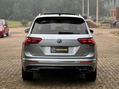 Volkswagen TIGUAN ALLSPACE R-LINE 350 2.0 TSI 2020 NEUMANN VEÍCULOS ARROIO DO MEIO / Carros no Vale
