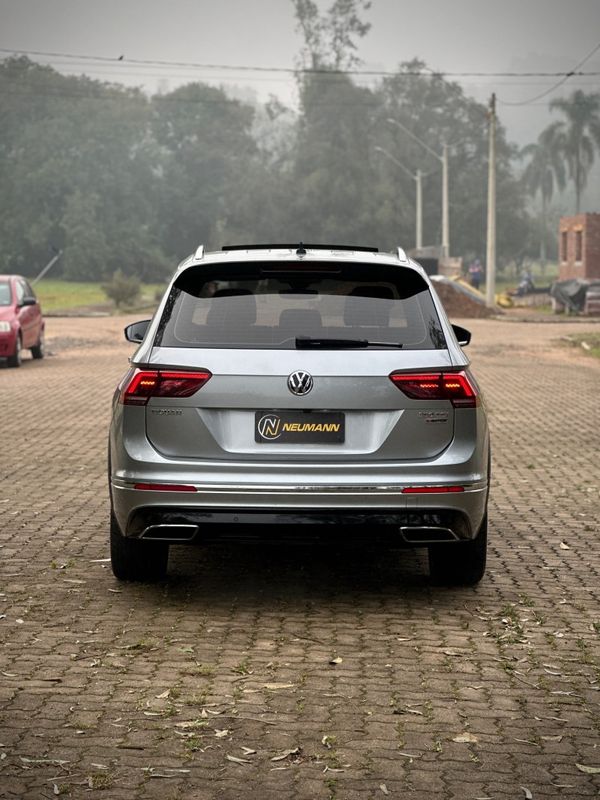 Volkswagen TIGUAN ALLSPACE R-LINE 350 2.0 TSI 2020 NEUMANN VEÍCULOS ARROIO DO MEIO / Carros no Vale Volkswagen TIGUAN ALLSPACE R-LINE 350 2.0 TSI 2020 NEUMANN VEÍCULOS ARROIO DO MEIO / Carros no Vale