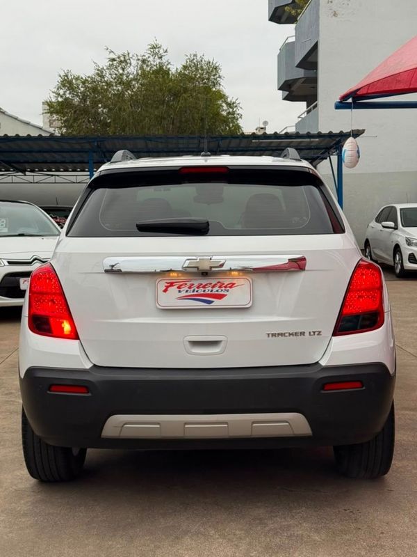 Chevrolet TRACKER LTZ 1.8 2015 FERREIRA VEÍCULOS VENÂNCIO AIRES / Carros no Vale