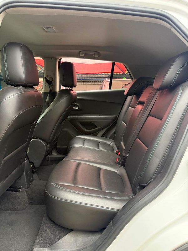 Chevrolet TRACKER LTZ 1.8 2015 FERREIRA VEÍCULOS VENÂNCIO AIRES / Carros no Vale