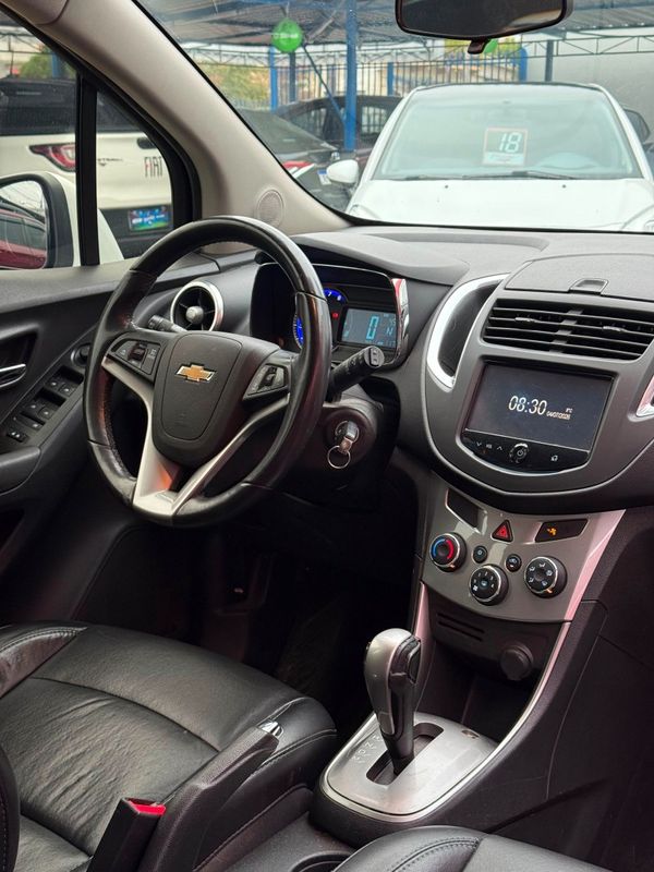 Chevrolet TRACKER LTZ 1.8 2015 FERREIRA VEÍCULOS VENÂNCIO AIRES / Carros no Vale