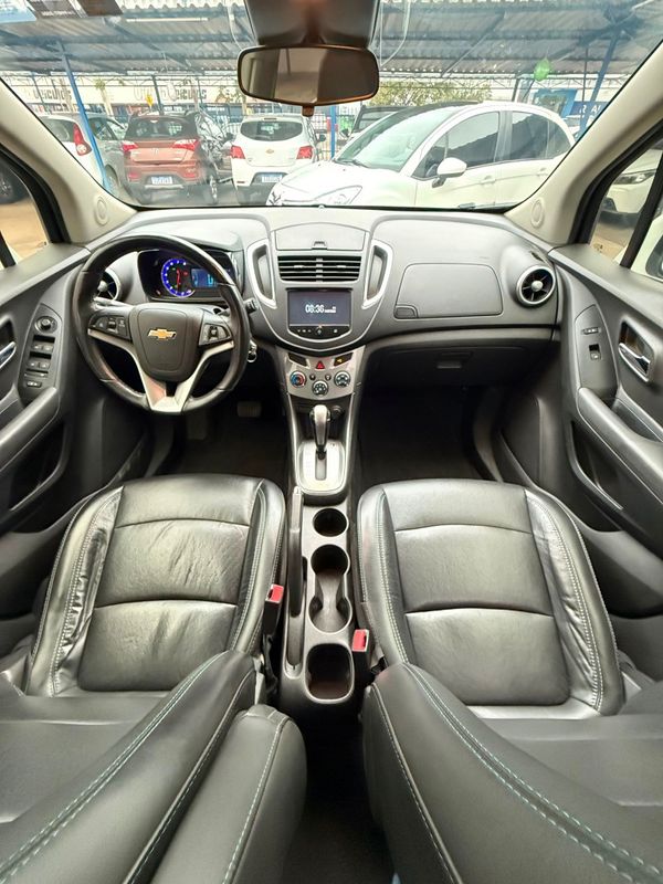 Chevrolet TRACKER LTZ 1.8 2015 FERREIRA VEÍCULOS VENÂNCIO AIRES / Carros no Vale