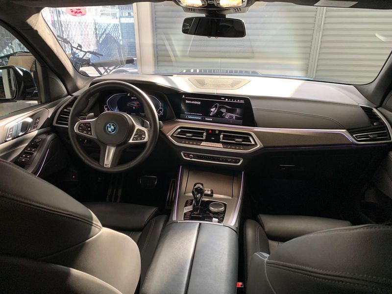BMW X5 3.0 I6 TURBO HÍBRIDO XDRIVE45E M SPORT AUTOMÁTICO 2022/2023 FÁBIO BERNARDES PORTO ALEGRE / Carros no Vale