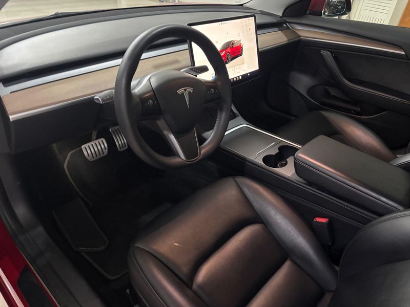 TESLA MODEL 3 ELÉTRICO AWD STANDARD RANGE PLUS 2022/2023 FÁBIO BERNARDES PORTO ALEGRE / Carros no Vale