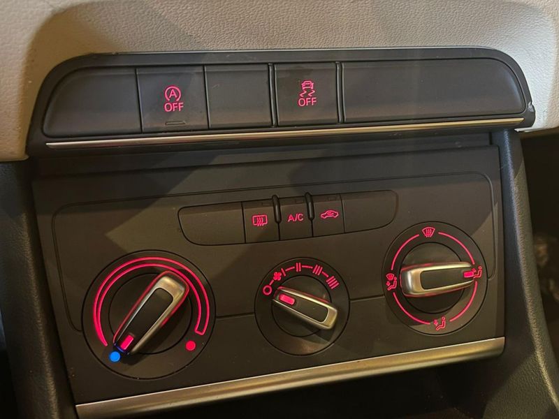 Audi Q3 1.4 TFSI/TFSI Flex S-tronic 5p 2018/2018 CONCEPT MOTORS PASSO FUNDO / Carros no Vale Audi Q3 1.4 TFSI/TFSI Flex S-tronic 5p 2018/2018 CONCEPT MOTORS PASSO FUNDO / Carros no Vale