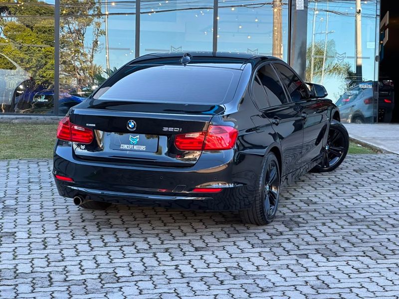BMW 320i 2.0 Turbo/ActiveFlex 16V/GP 4p 2012/2013 CONCEPT MOTORS PASSO FUNDO / Carros no Vale BMW 320i 2.0 Turbo/ActiveFlex 16V/GP 4p 2012/2013 CONCEPT MOTORS PASSO FUNDO / Carros no Vale
