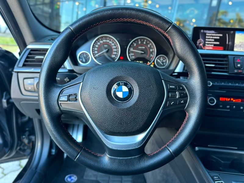 BMW 320i 2.0 Turbo/ActiveFlex 16V/GP 4p 2012/2013 CONCEPT MOTORS PASSO FUNDO / Carros no Vale BMW 320i 2.0 Turbo/ActiveFlex 16V/GP 4p 2012/2013 CONCEPT MOTORS PASSO FUNDO / Carros no Vale