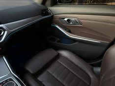 BMW 330e M Sport 2.0 Turbo Aut (HÃ­brido) 2021/2022 CONCEPT MOTORS PASSO FUNDO / Carros no Vale