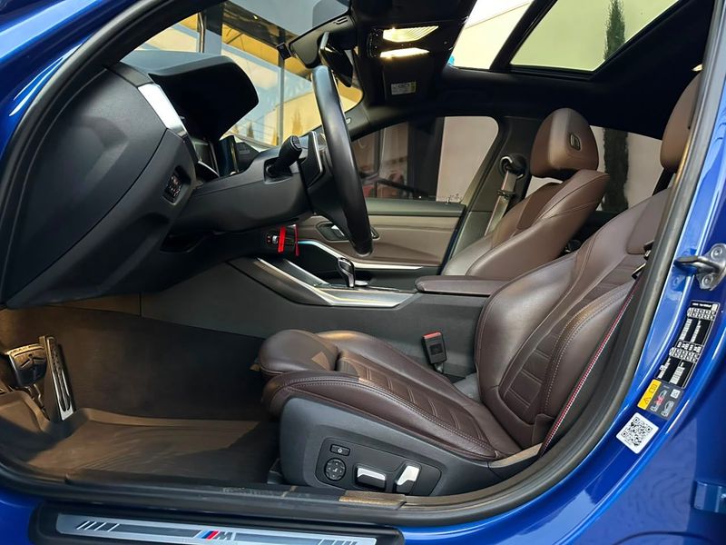 BMW 330e M Sport 2.0 Turbo Aut (HÃbrido) 2021/2022 CONCEPT MOTORS PASSO FUNDO / Carros no Vale BMW 330e M Sport 2.0 Turbo Aut (HÃbrido) 2021/2022 CONCEPT MOTORS PASSO FUNDO / Carros no Vale