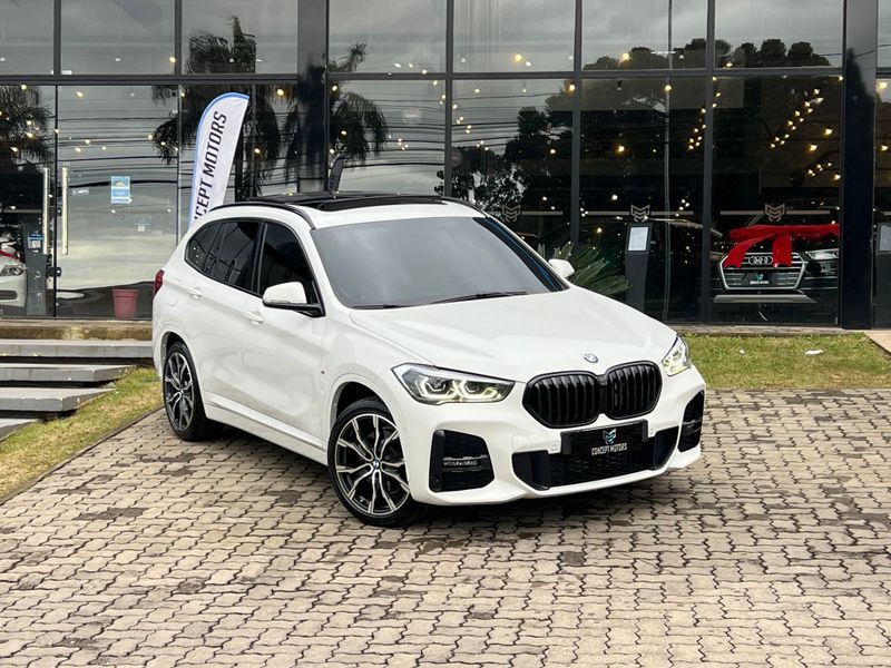 BMW X1 SDRIVE 20i M Sport 2.0 TB Flex Aut. 2022/2022 CONCEPT MOTORS PASSO FUNDO / Carros no Vale BMW X1 SDRIVE 20i M Sport 2.0 TB Flex Aut. 2022/2022 CONCEPT MOTORS PASSO FUNDO / Carros no Vale