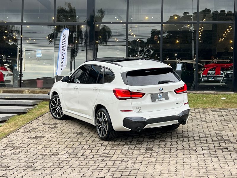 BMW X1 SDRIVE 20i M Sport 2.0 TB Flex Aut. 2022/2022 CONCEPT MOTORS PASSO FUNDO / Carros no Vale BMW X1 SDRIVE 20i M Sport 2.0 TB Flex Aut. 2022/2022 CONCEPT MOTORS PASSO FUNDO / Carros no Vale