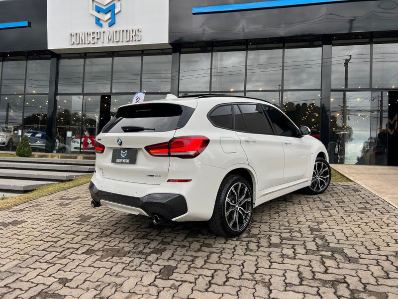 BMW X1 SDRIVE 20i M Sport 2.0 TB Flex Aut. 2022/2022 CONCEPT MOTORS PASSO FUNDO / Carros no Vale BMW X1 SDRIVE 20i M Sport 2.0 TB Flex Aut. 2022/2022 CONCEPT MOTORS PASSO FUNDO / Carros no Vale