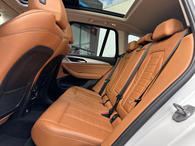 BMW X3 XDRIVE 20i 2.0/X-Line Bi-TB Flex Aut. 2019/2019 CONCEPT MOTORS PASSO FUNDO / Carros no Vale