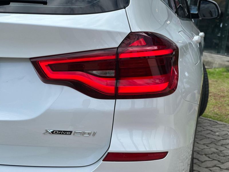 BMW X3 XDRIVE 20i 2.0/X-Line Bi-TB Flex Aut. 2019/2019 CONCEPT MOTORS PASSO FUNDO / Carros no Vale