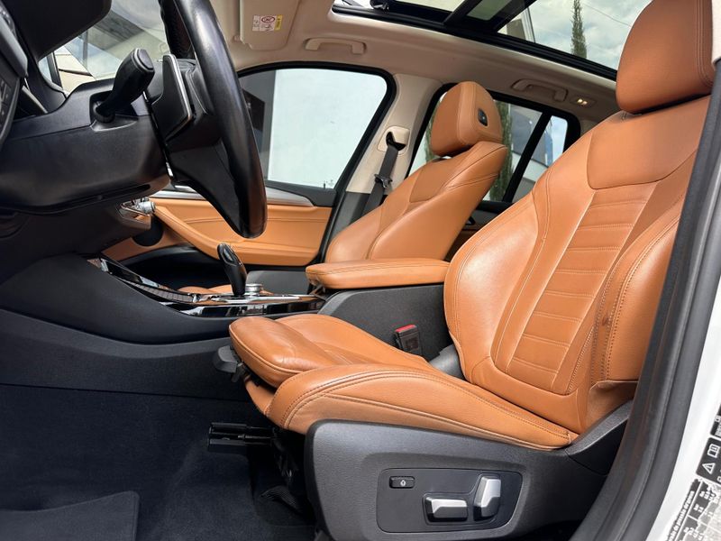 BMW X3 XDRIVE 20i 2.0/X-Line Bi-TB Flex Aut. 2019/2019 CONCEPT MOTORS PASSO FUNDO / Carros no Vale