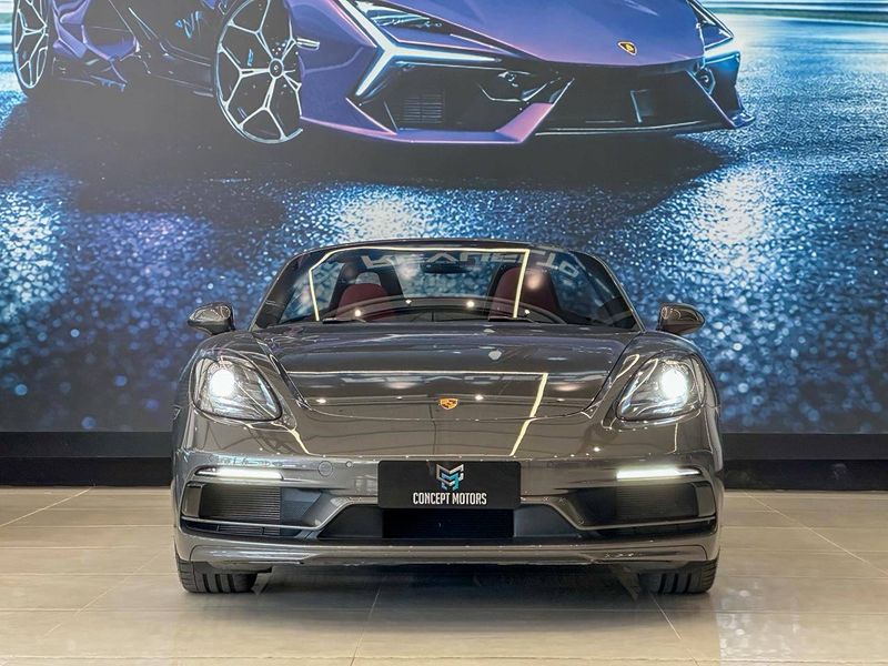 Porsche 718 Boxster 2.0 300cv 2023/2023 CONCEPT MOTORS PASSO FUNDO / Carros no Vale Porsche 718 Boxster 2.0 300cv 2023/2023 CONCEPT MOTORS PASSO FUNDO / Carros no Vale