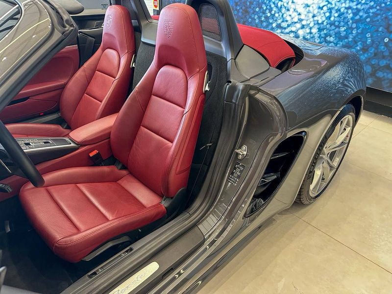 Porsche 718 Boxster 2.0 300cv 2023/2023 CONCEPT MOTORS PASSO FUNDO / Carros no Vale Porsche 718 Boxster 2.0 300cv 2023/2023 CONCEPT MOTORS PASSO FUNDO / Carros no Vale