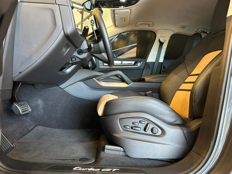 Porsche Cayenne Turbo GT 4.0 V8 2023/2024 CONCEPT MOTORS PASSO FUNDO / Carros no Vale Porsche Cayenne Turbo GT 4.0 V8 2023/2024 CONCEPT MOTORS PASSO FUNDO / Carros no Vale