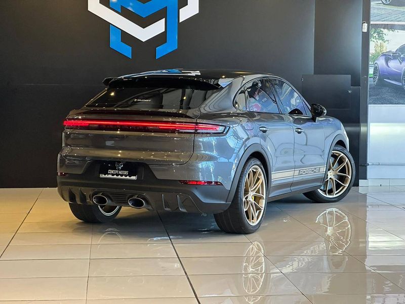 Porsche Cayenne Turbo GT 4.0 V8 2023/2024 CONCEPT MOTORS PASSO FUNDO / Carros no Vale Porsche Cayenne Turbo GT 4.0 V8 2023/2024 CONCEPT MOTORS PASSO FUNDO / Carros no Vale