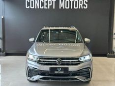 Volkswagen Tiguan Allspac R-Line 300 TSI 2.0 2023/2024 CONCEPT MOTORS PASSO FUNDO / Carros no Vale