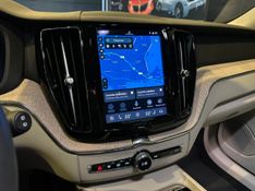 Volvo XC60 T-8 Plus 2.0 AWD (HÃ­brido) 2023/2023 CONCEPT MOTORS PASSO FUNDO / Carros no Vale