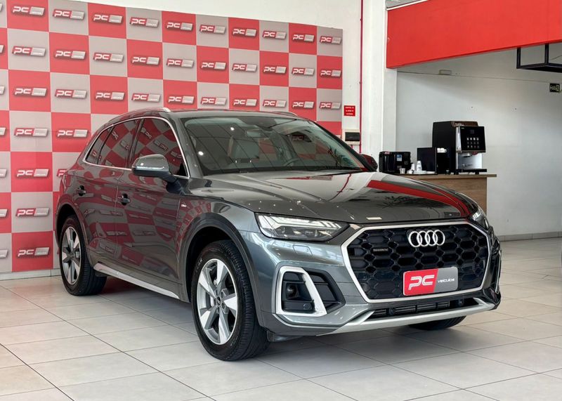 Audi Q5 S-Line 2.0 TFSI Quattro S-tronic 252cv 2021/2021 PC VEÍCULOS SANTA CRUZ DO SUL / Carros no Vale Audi Q5 S-Line 2.0 TFSI Quattro S-tronic 252cv 2021/2021 PC VEÍCULOS SANTA CRUZ DO SUL / Carros no Vale