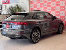 Audi Q8 Perf.Black 3.0 TFSI Quat S-tr/(Híb.) 2024/2025 PC VEÍCULOS SANTA CRUZ DO SUL / Carros no Vale