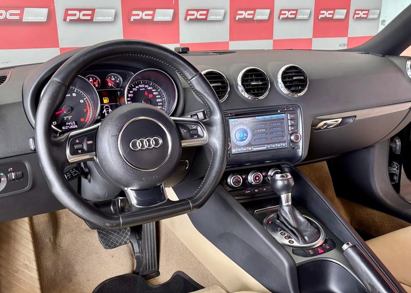 Audi TT 2.0 16v TFSI S-Tronic 2011/2011 PC VEÍCULOS SANTA CRUZ DO SUL / Carros no Vale Audi TT 2.0 16v TFSI S-Tronic 2011/2011 PC VEÍCULOS SANTA CRUZ DO SUL / Carros no Vale