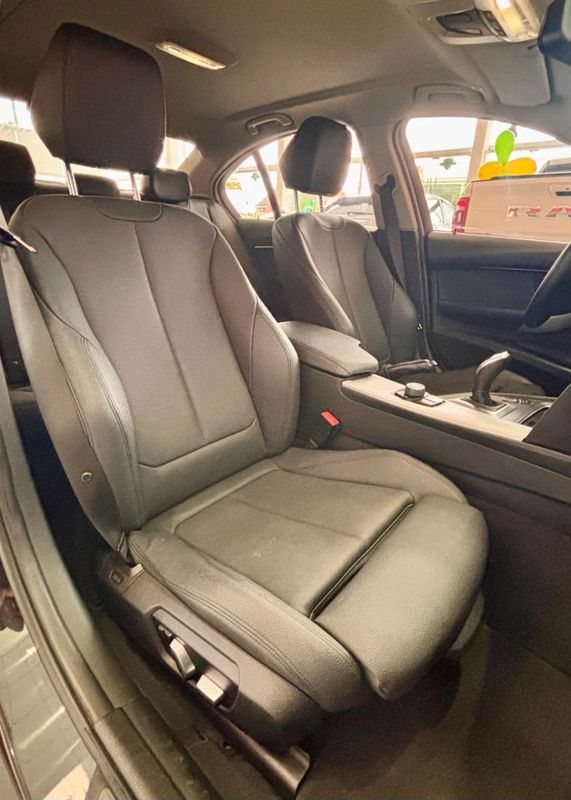 BMW 320iA Modern/Sport TB 2.0/A./GP 2017/2017 PC VEÍCULOS SANTA CRUZ DO SUL / Carros no Vale BMW 320iA Modern/Sport TB 2.0/A./GP 2017/2017 PC VEÍCULOS SANTA CRUZ DO SUL / Carros no Vale