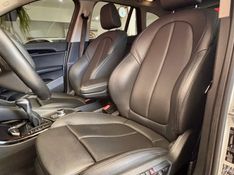 BMW X1 SDRIVE 20i X-Line 2.0 TB Active 2019/2020 PC VEÍCULOS SANTA CRUZ DO SUL / Carros no Vale