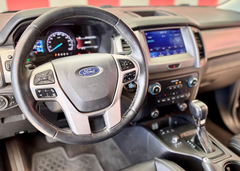 Ford Ranger Limited 3.2 4×4 CD 2022/2023 PC VEÍCULOS SANTA CRUZ DO SUL / Carros no Vale Ford Ranger Limited 3.2 4×4 CD 2022/2023 PC VEÍCULOS SANTA CRUZ DO SUL / Carros no Vale